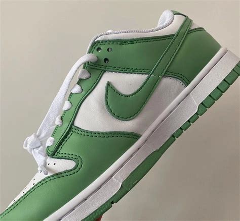 green dunks for women.